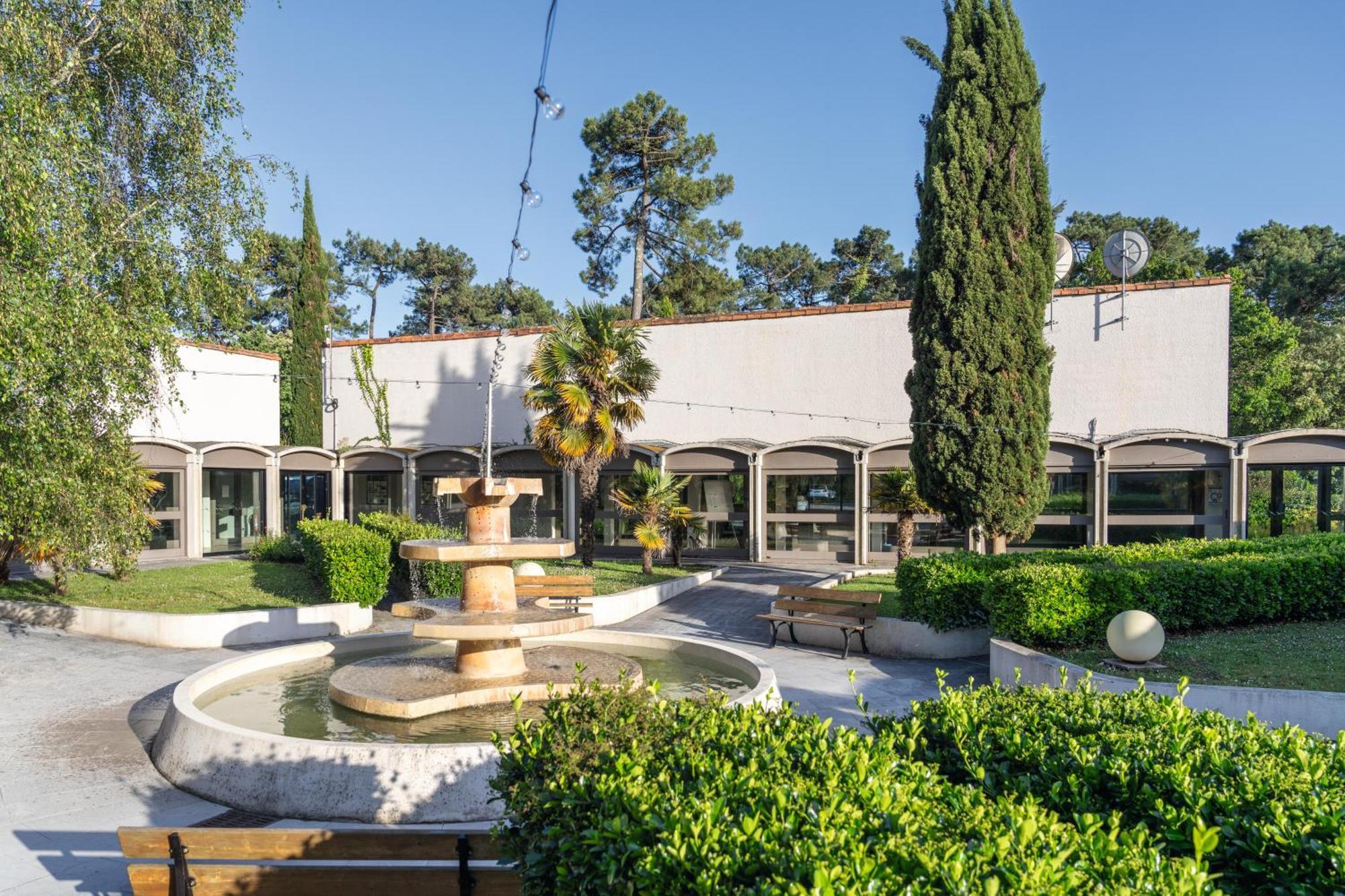 Belambra Clubs La Palmyre - Les Mathes Hotel Bagian luar foto